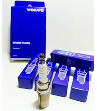 Комплект оригинальных свечей зажигания Volvo 8692071